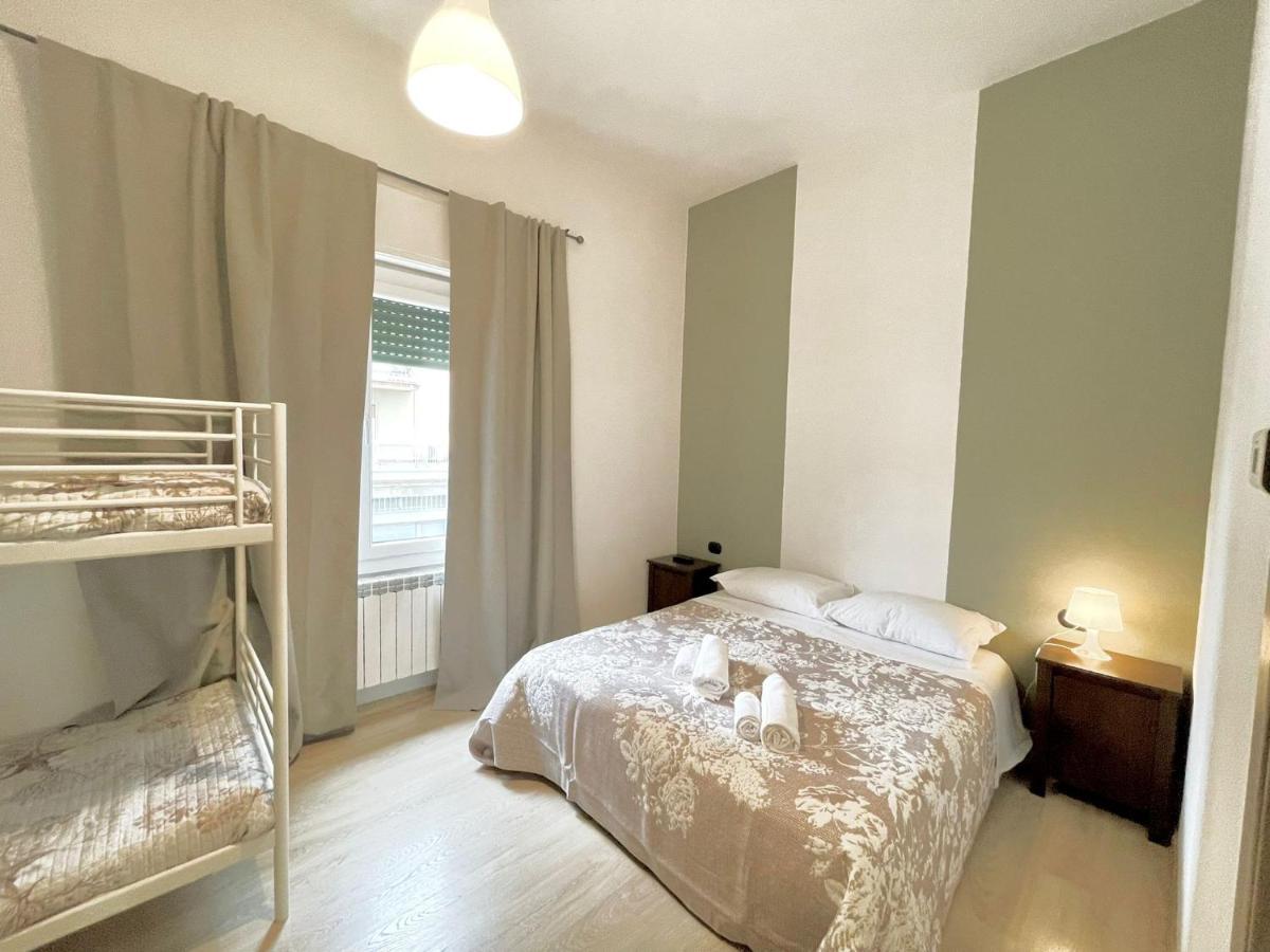 La Gloria Rho Private Rooms Only Εξωτερικό φωτογραφία